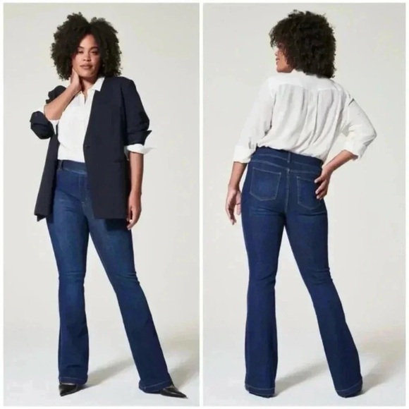SPANX SPANXshape EveryWear Flare Jeans in Midnight Shade - Picture 2 of 13